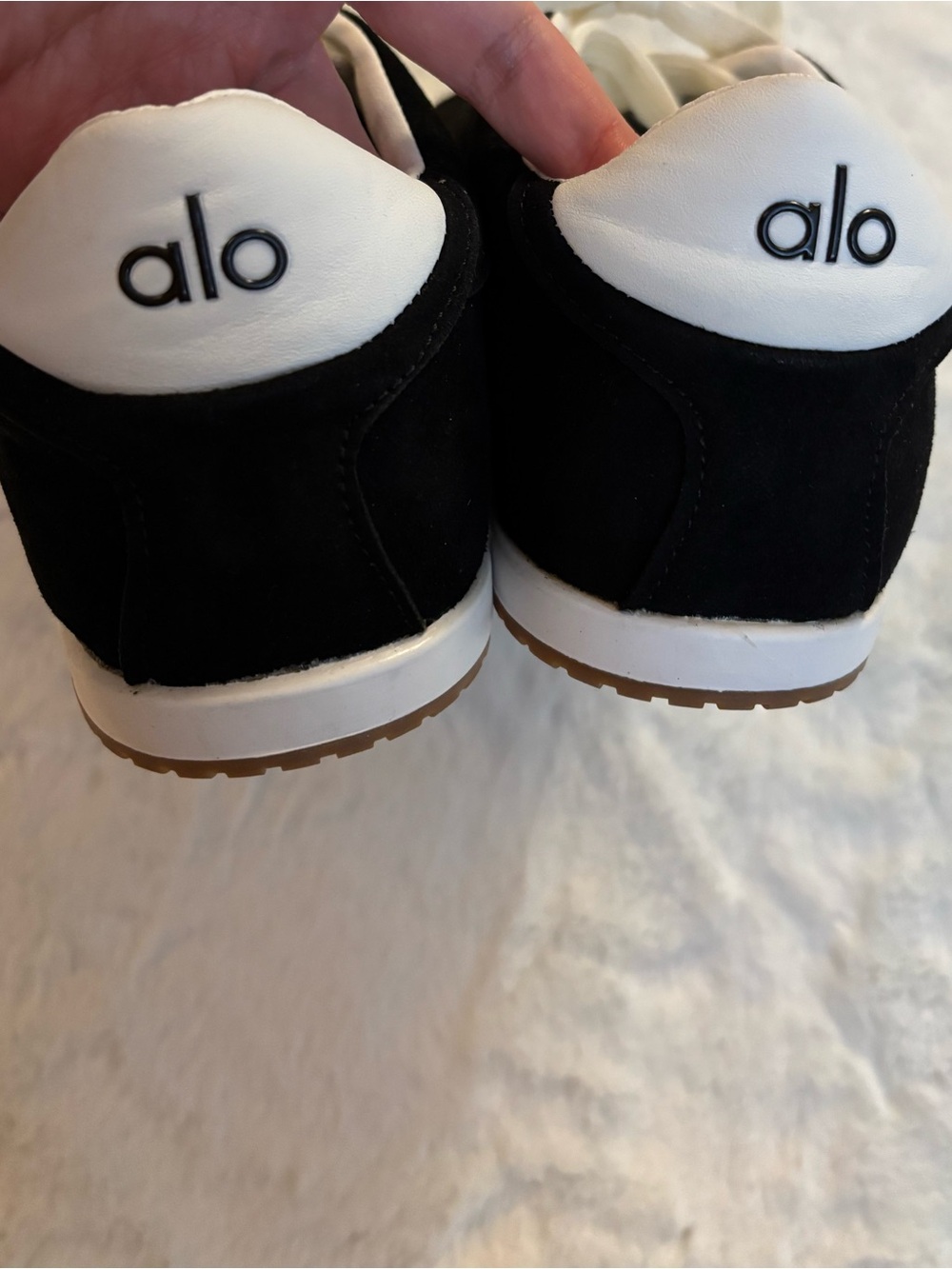 Alo Sunset Sneakers Black Women’s size 7 - Picture 6 of 14